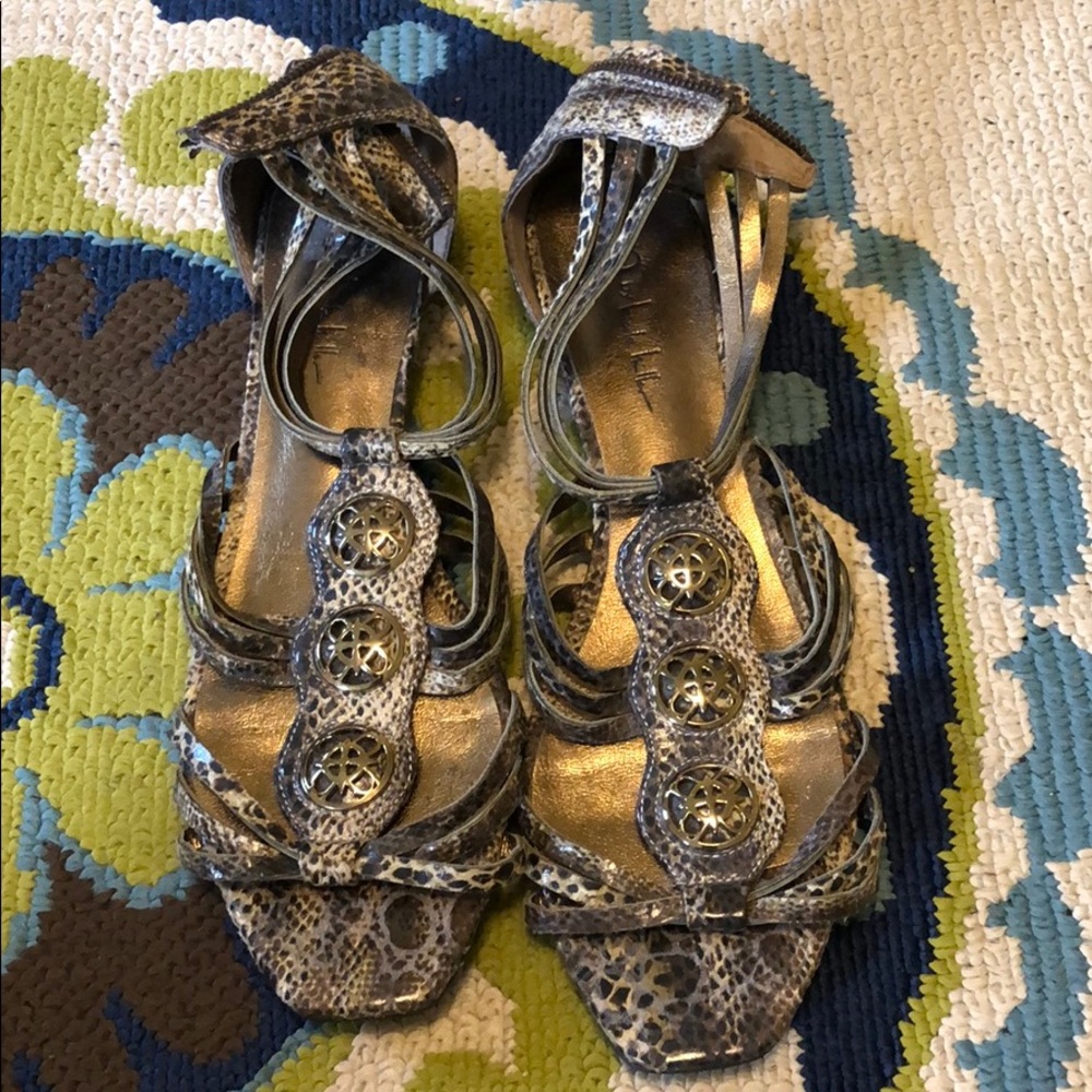 Nicole Miller snakeprint Sandals